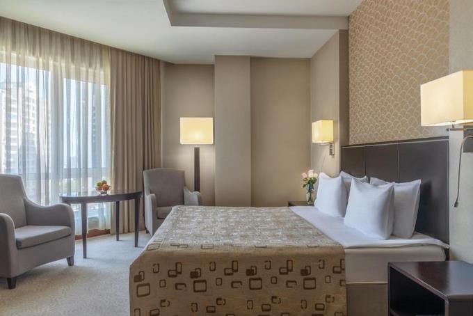 هتل پوینت باکو ، رزرو هتل باکو ارزان