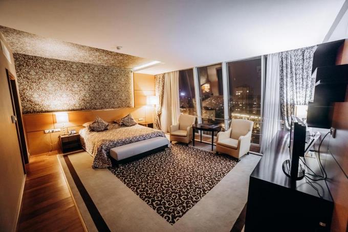 هتل پوینت باکو ، رزرو هتل باکو ارزان