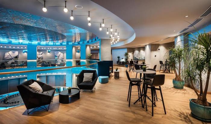 هتل کورت یارد باکو ، هتل کورت یارد 5 ستاره 